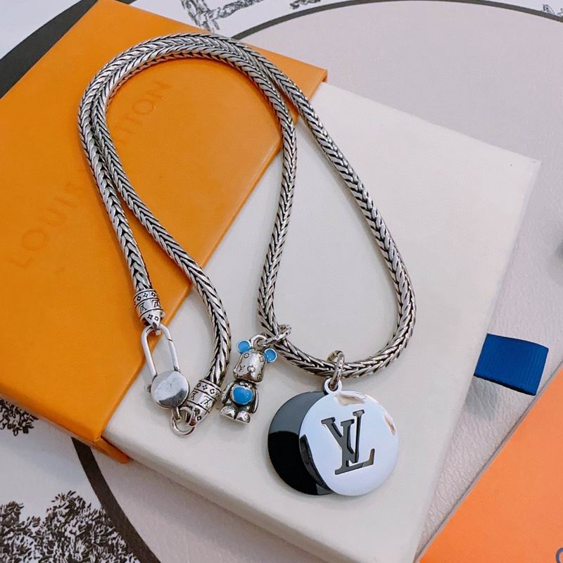 LV Necklace 12yxx155